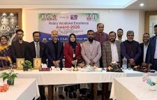 সিলেট মিডটাউন রোটারি ক্লাবের ভোকেশনাল এক্সিলেন্স অ্যাওয়ার্ড প্রদান