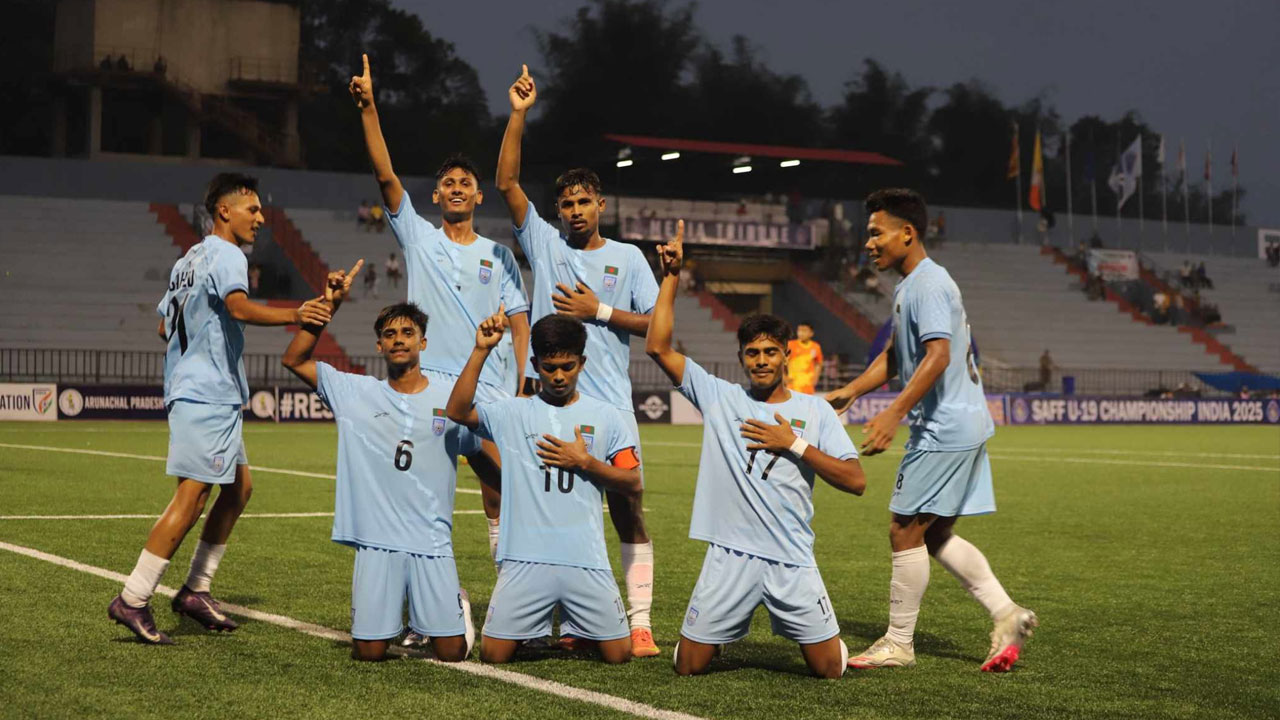 ভুটানকে ৩ গোল দিয়ে সেমিফাইনালে বাংলাদেশ