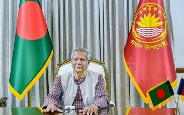ইউনূস কী করবেন, সেদিকে দৃষ্টি সবার