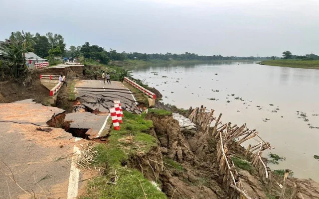 বালাগঞ্জে নদী খেলছে জীবন নিয়ে, প্রশাসন খেলছে দায় এড়িয়ে