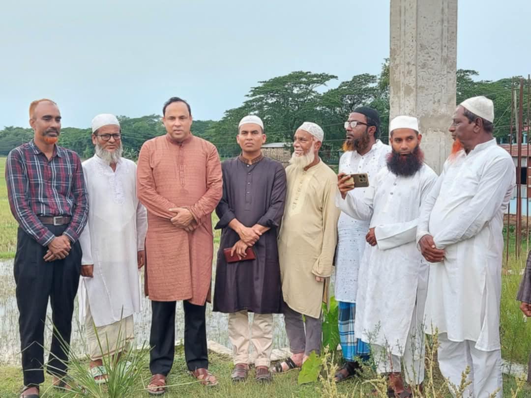 শাহ জালাল (রহ.) জামে মসজিদ পুননির্মাণে প্রবাসী মাসুক’র ৫লাখ টাকা অনুদান