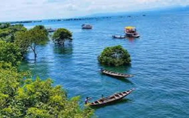 টাঙ্গুয়ার হাওরে পর্যটনে নিষেধাজ্ঞা নেই
