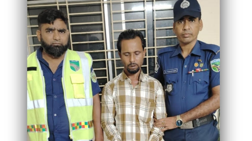 জৈন্তাপুরে ই য়া বা স হ পুলিশের জালে ১